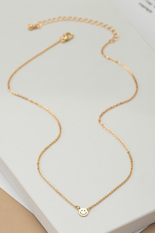Gold Dainty Smiley Face Necklace