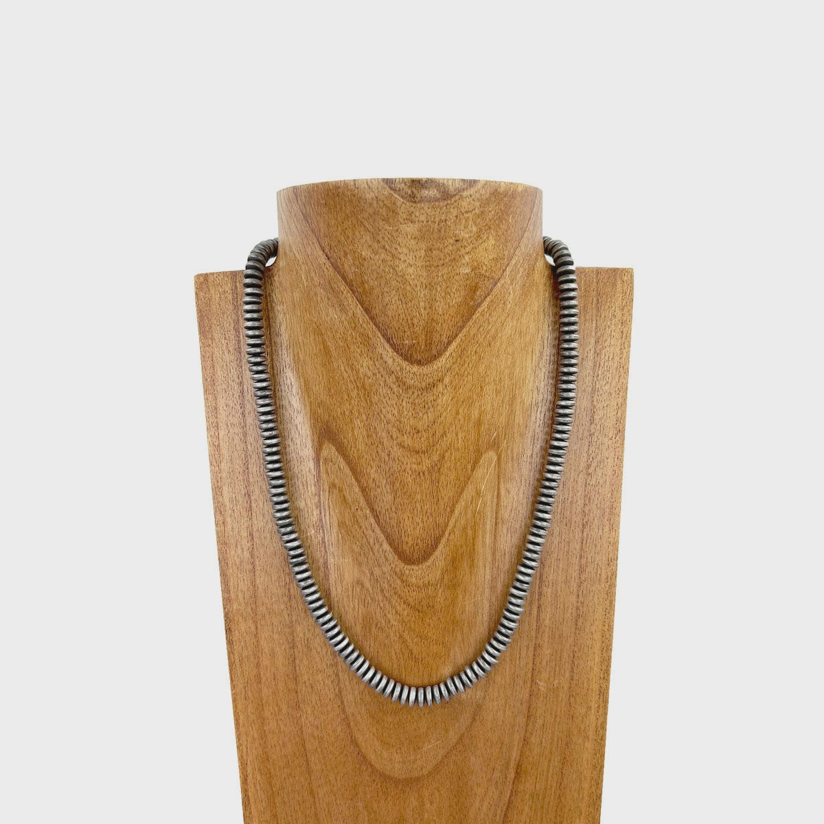 Silver Saucer Pearl Necklace