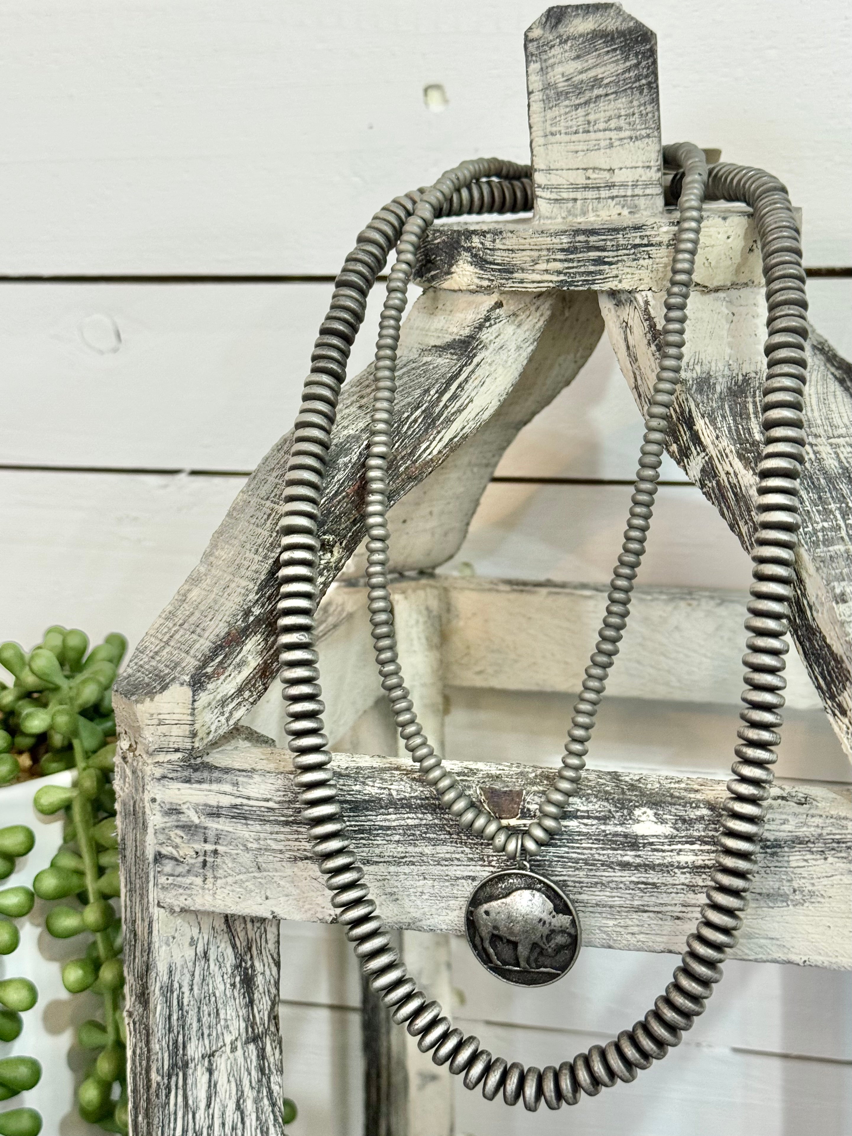 Silver Saucer Pearl Necklace – Texas Angels