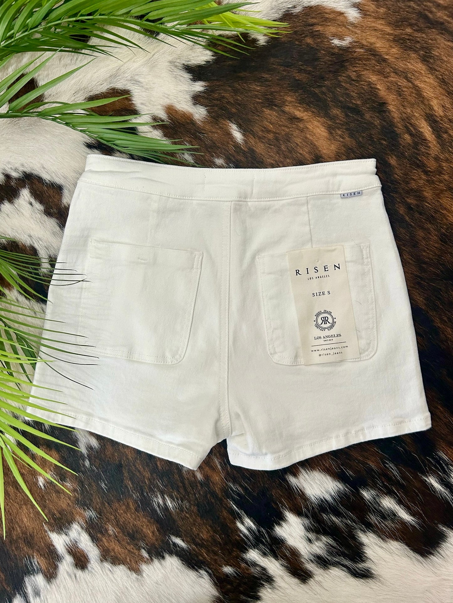 Sandy Shores White Risen Skort