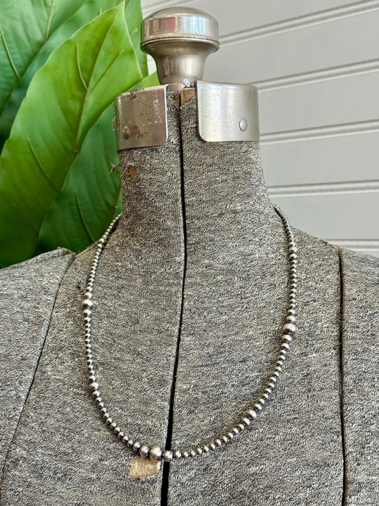 22" Sterling Silver Navajo Pearls Necklace