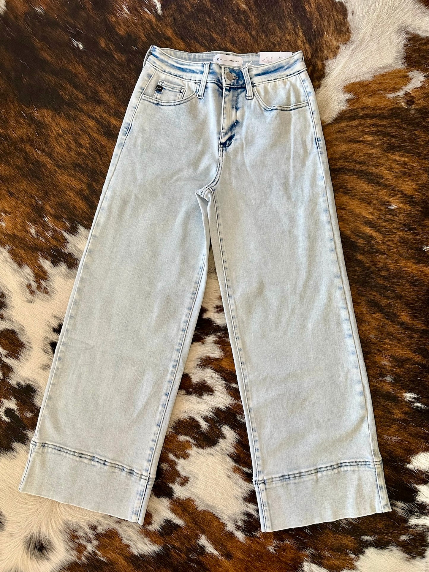 Light Me Up Light Wide Leg KanCan Jeans