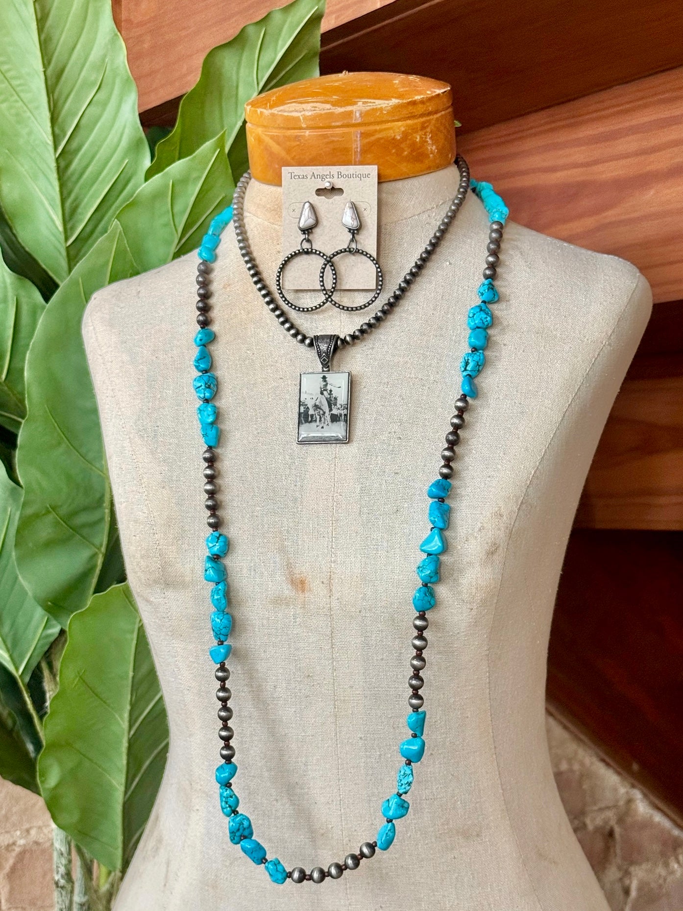 Silver Beaded Necklace With Rodeo Pendant