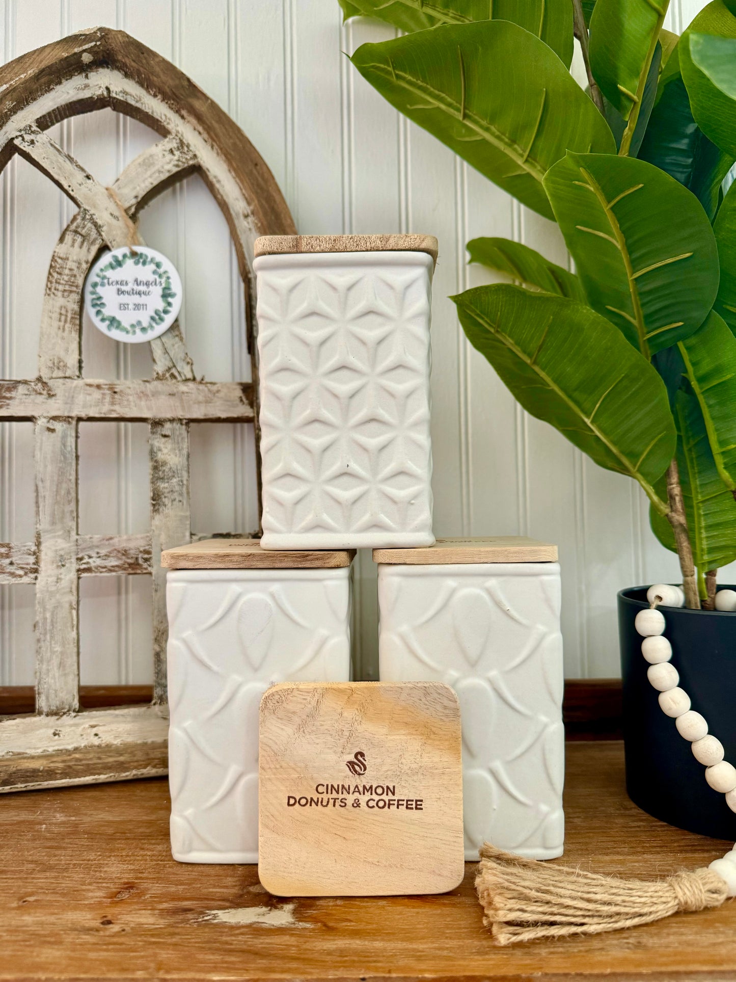 Cinnamon Donuts & Coffee Swan Creek Candle
