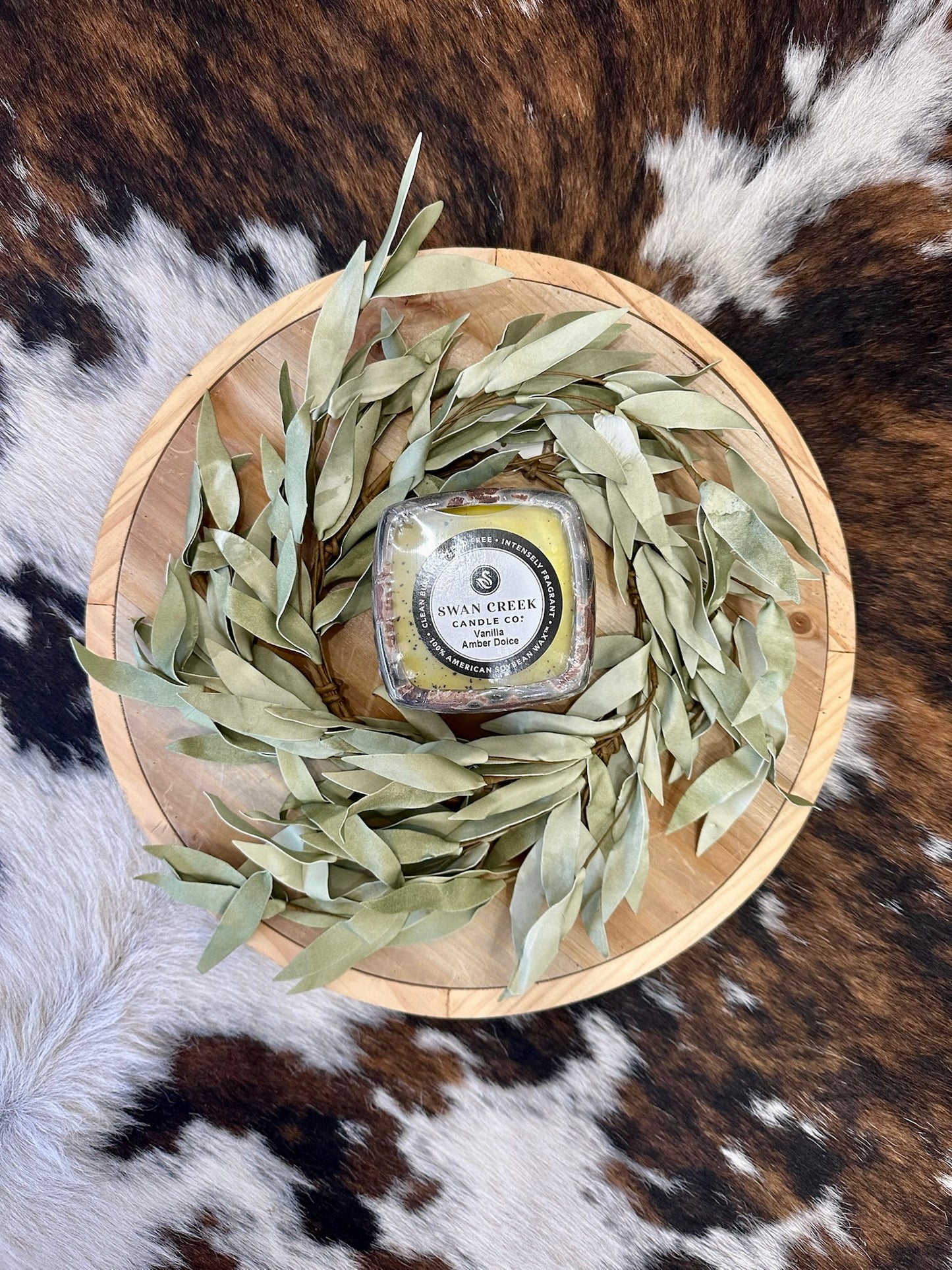 Swan Creek Vanilla Amber Dolce Candle