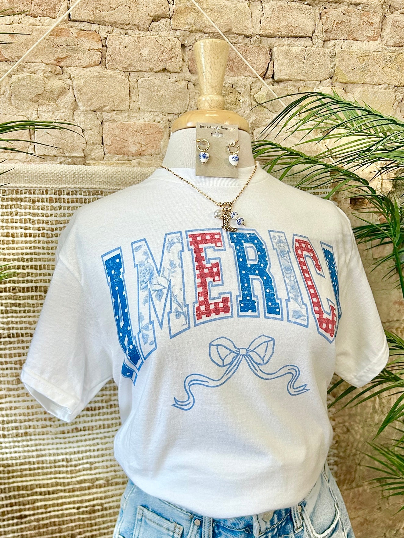 40% Off - America Girlie Graphic Tee