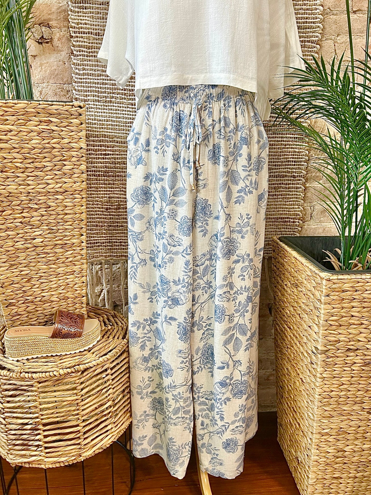 Find The Purpose Floral Linen Pants