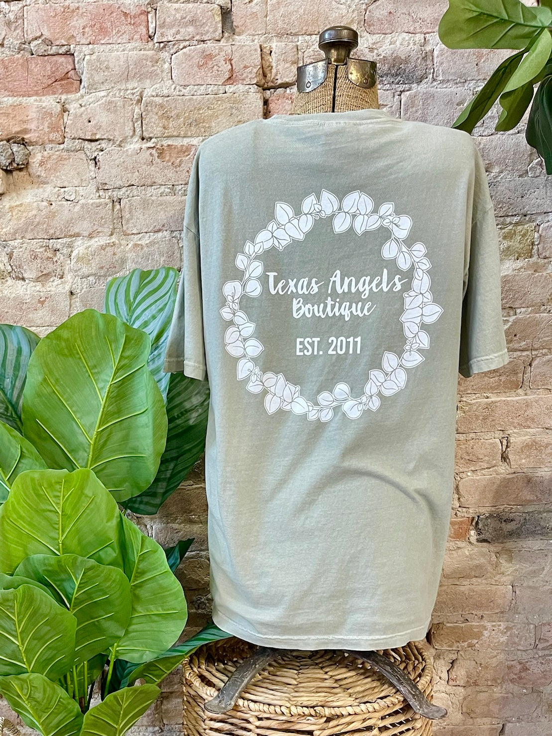 Texas Angels Boutique Beige Graphic Tee