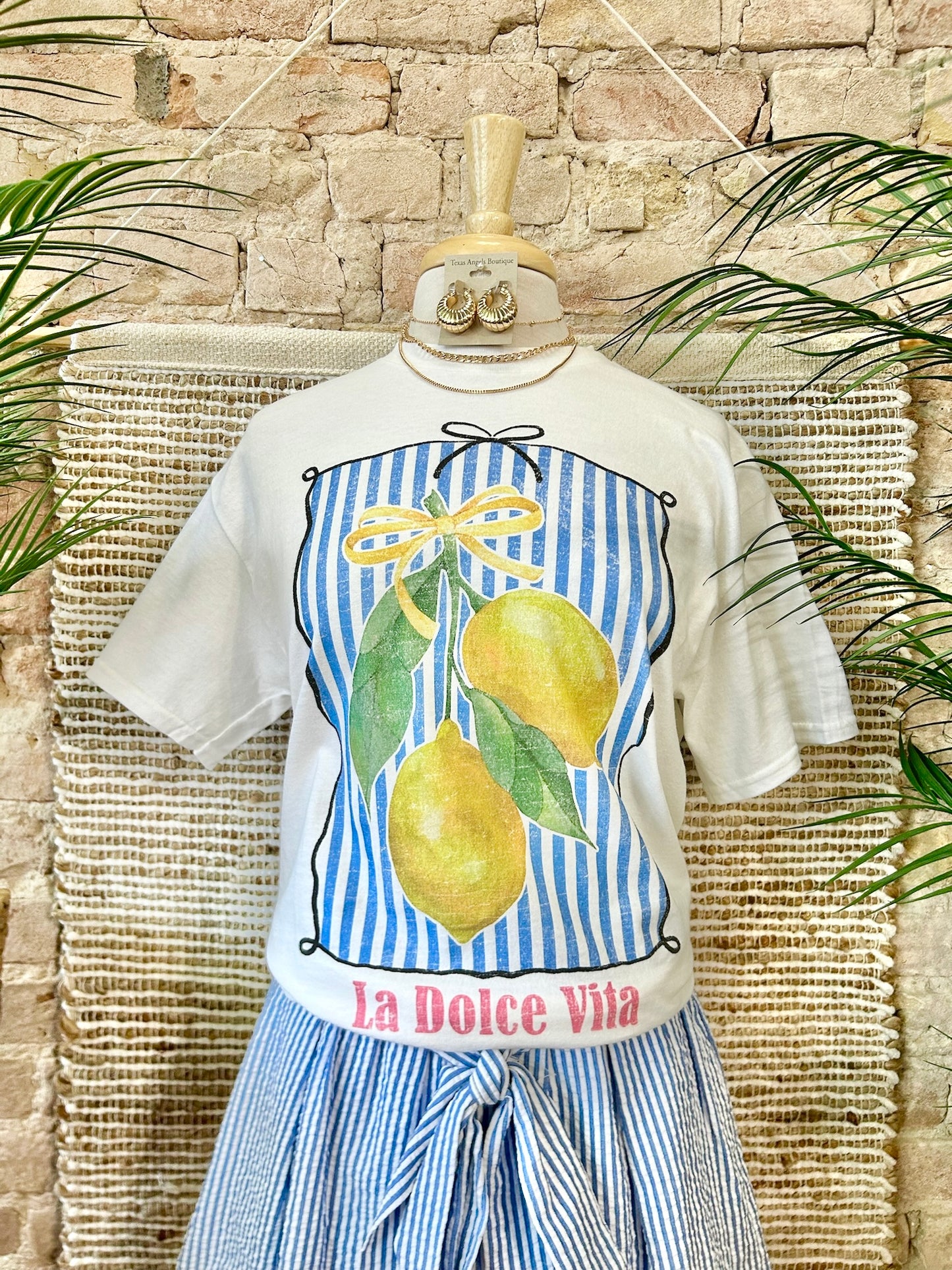 La Dolce Vita Lemon Graphic Tee