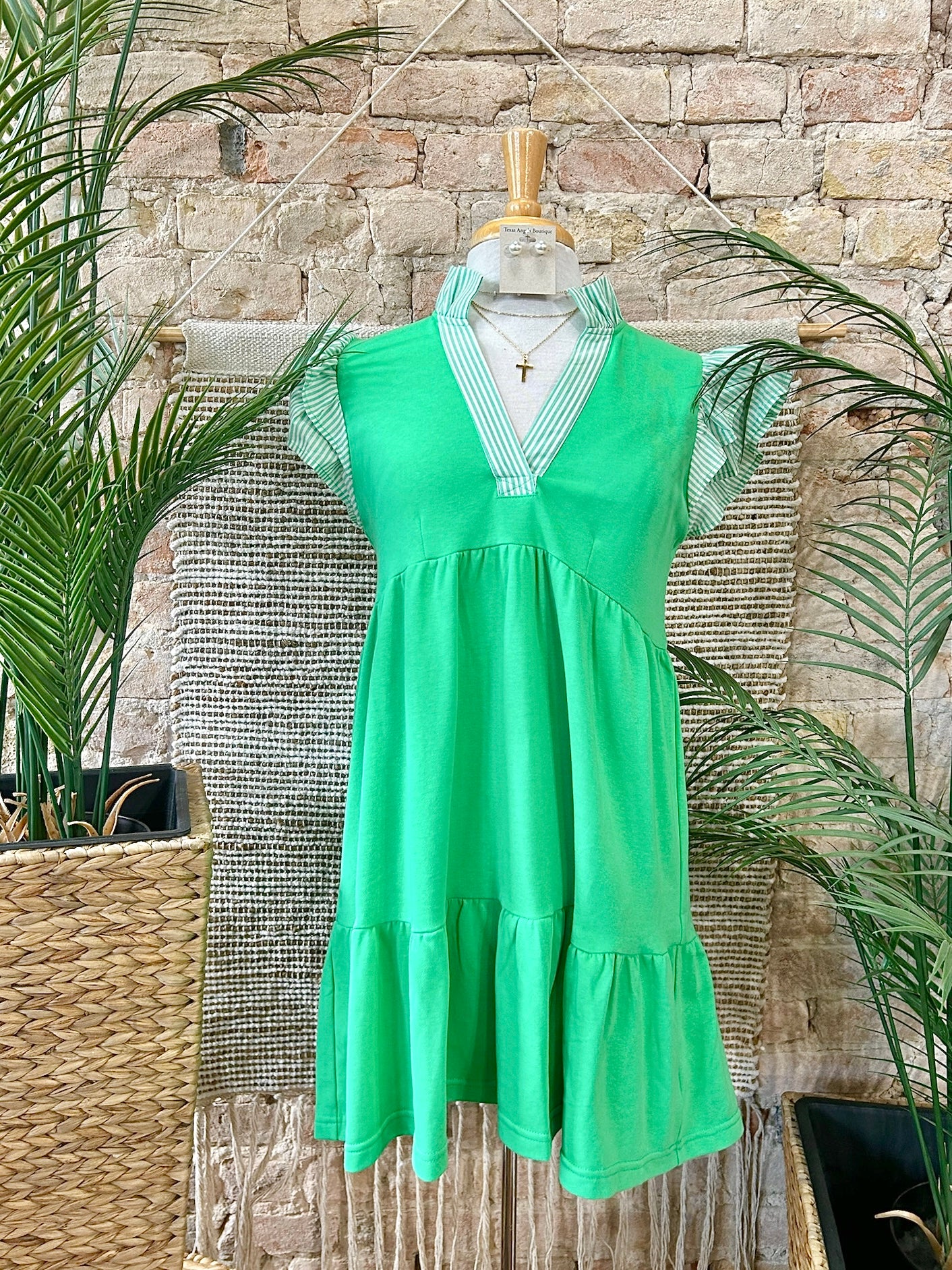 Day In And Day Out Kelly Green Dress