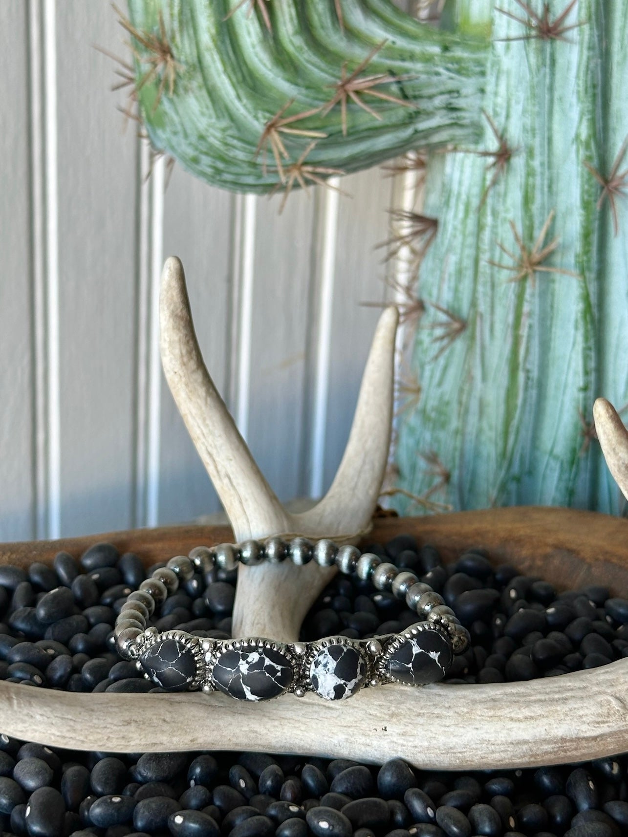 Black Pearl Bracelets
