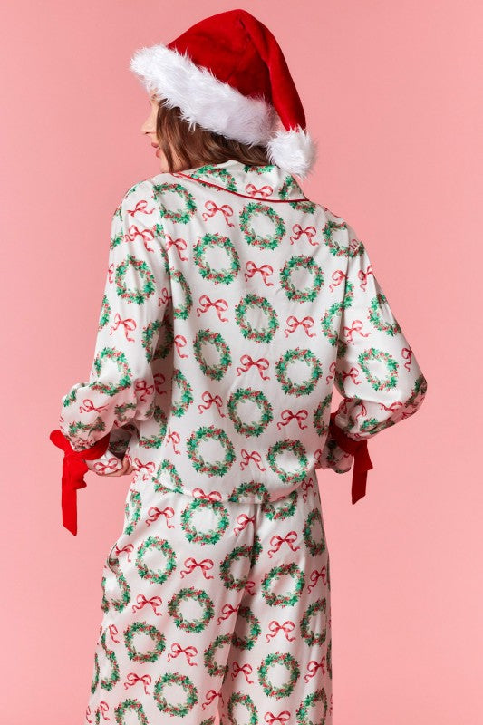 Coming Home For Christmas Wreath Satin PJ Set