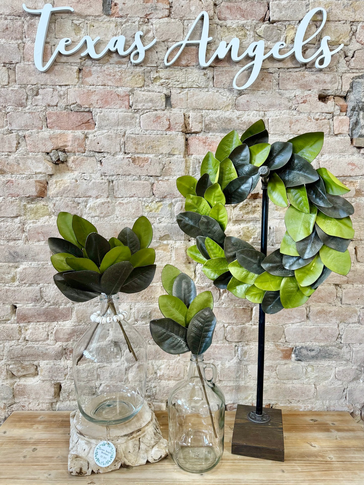 Magnolia Floral Pick