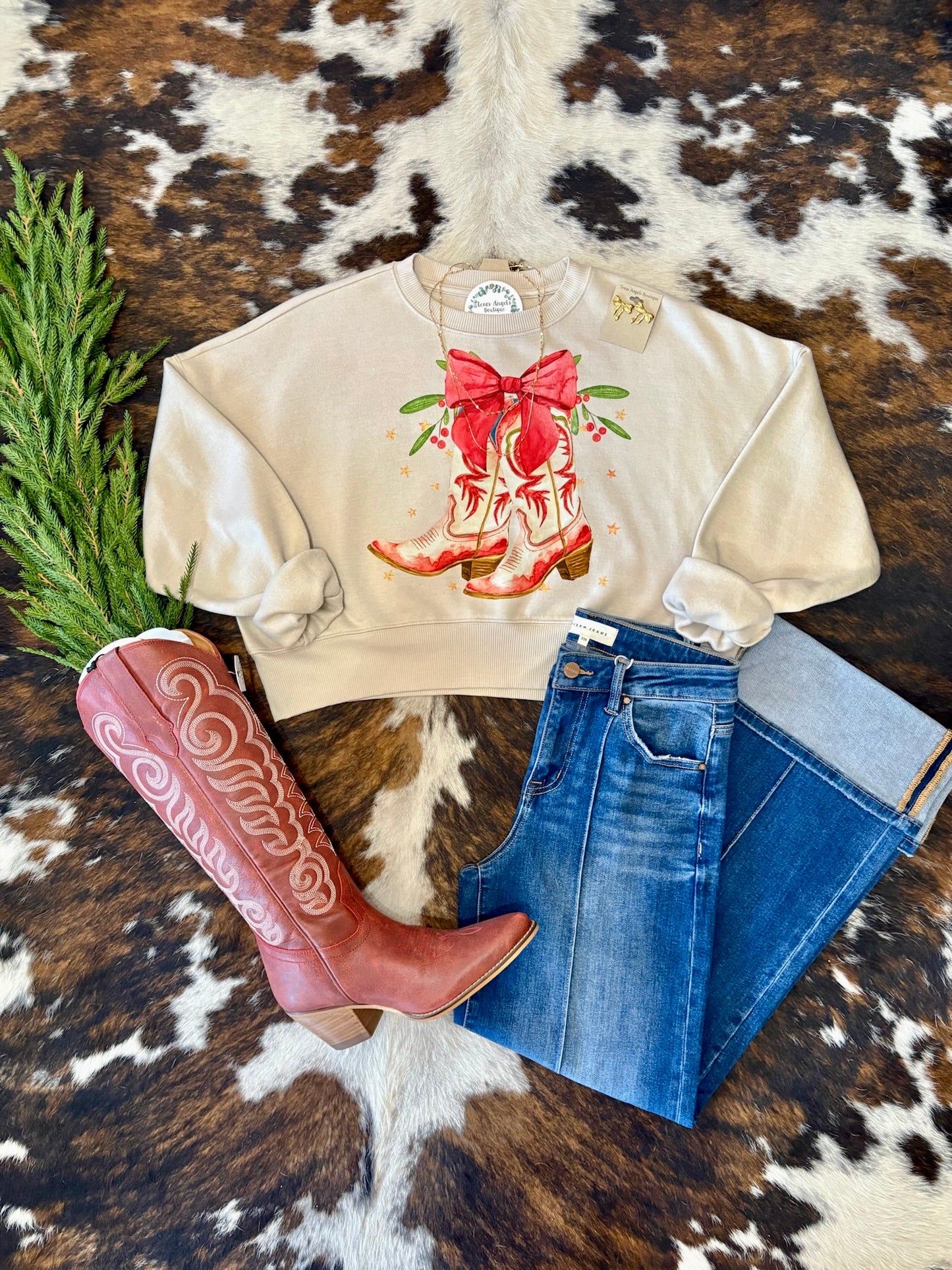 50% Off - Santa's Christmas Farm Cream Cropped Sweatshirt