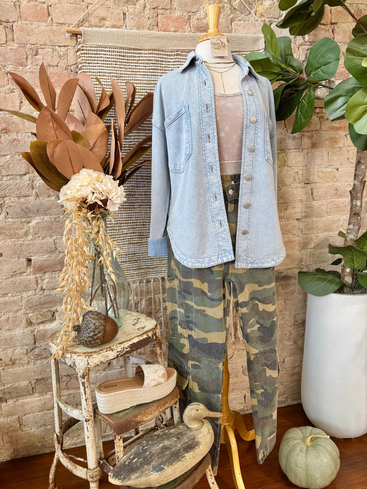 Cant You See Camo Cargo Pants