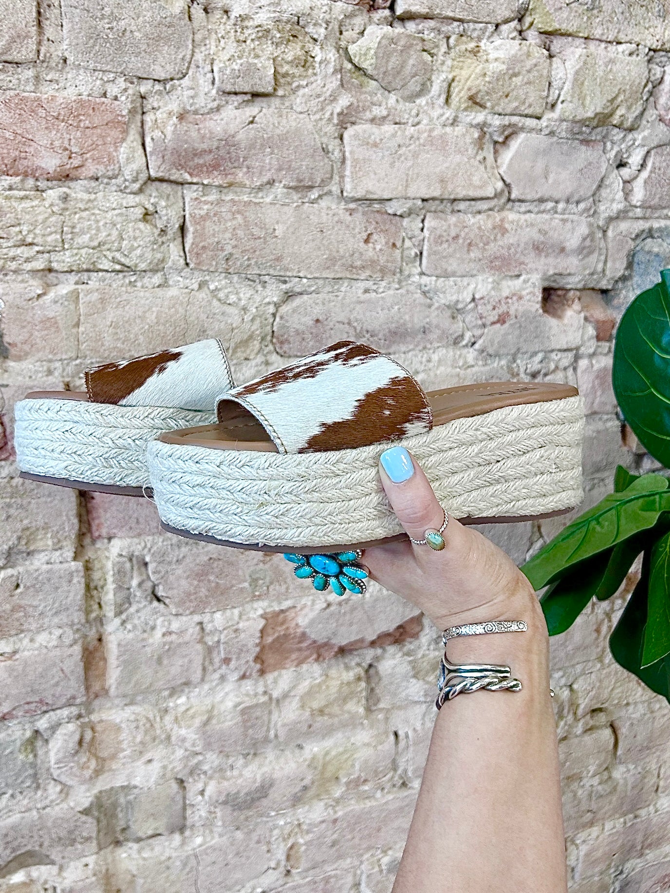 MYRA Cowhide Platforms