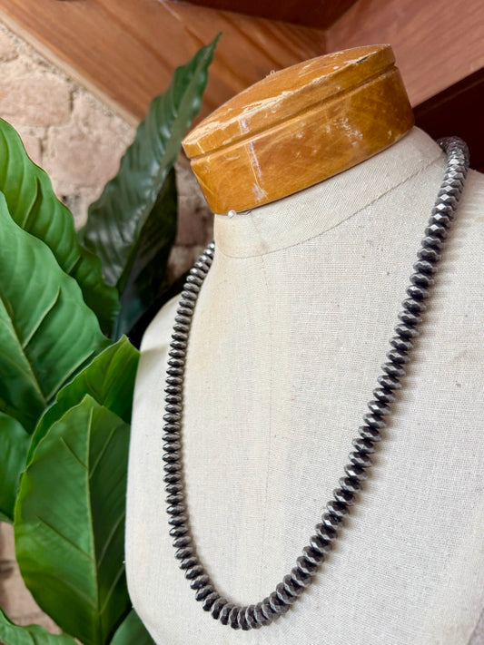 Silver Saucer Pearl Necklace