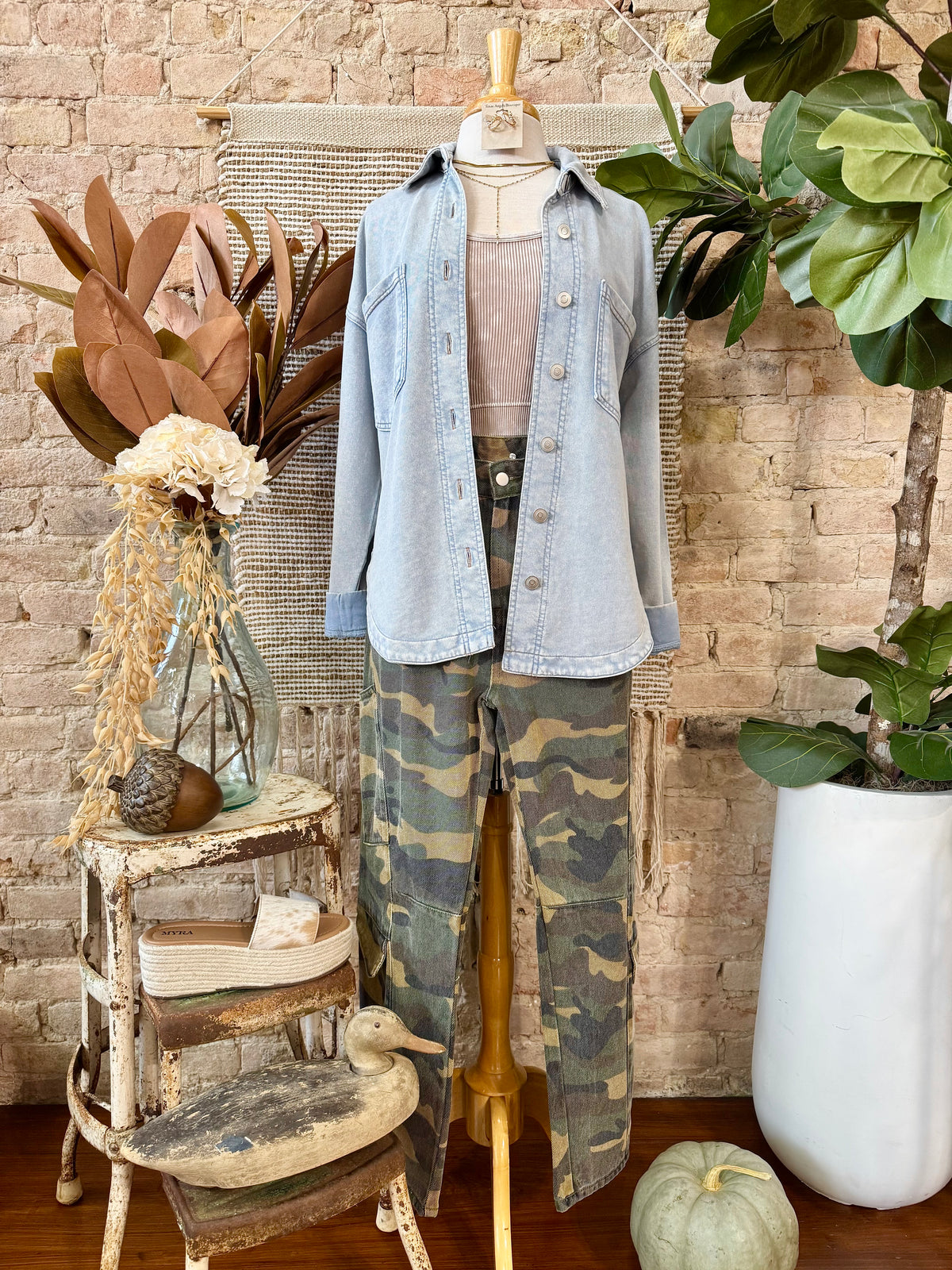 Cant You See Camo Cargo Pants