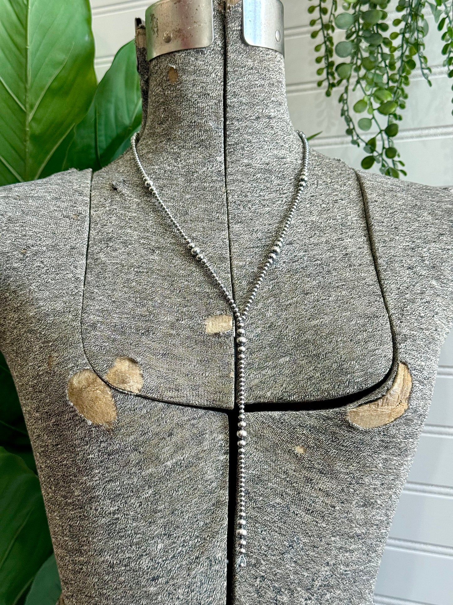 22" Graduated Sterling Silver Navajo Pearl Lariat Necklace