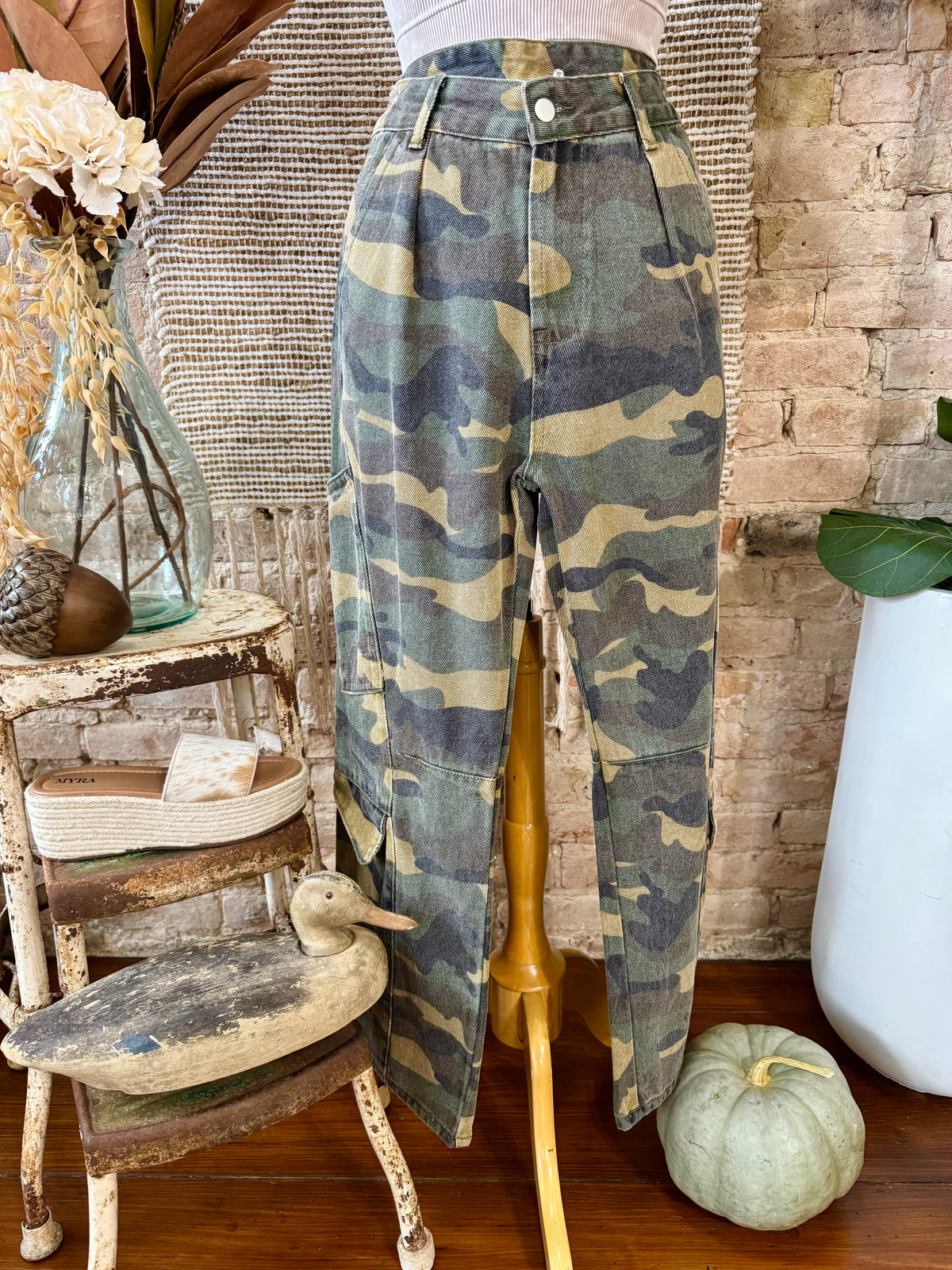 Cant You See Camo Cargo Pants