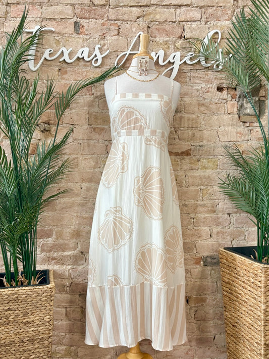 Seashells & Cocktails Mid Maxi Dress