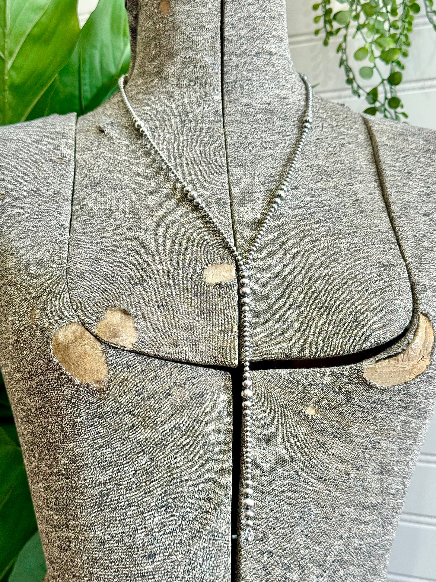 22" Graduated Sterling Silver Navajo Pearl Lariat Necklace