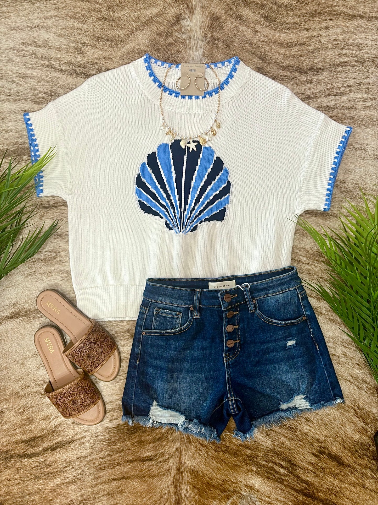 Surf Shop At Sunrise White Seashell Knit Top