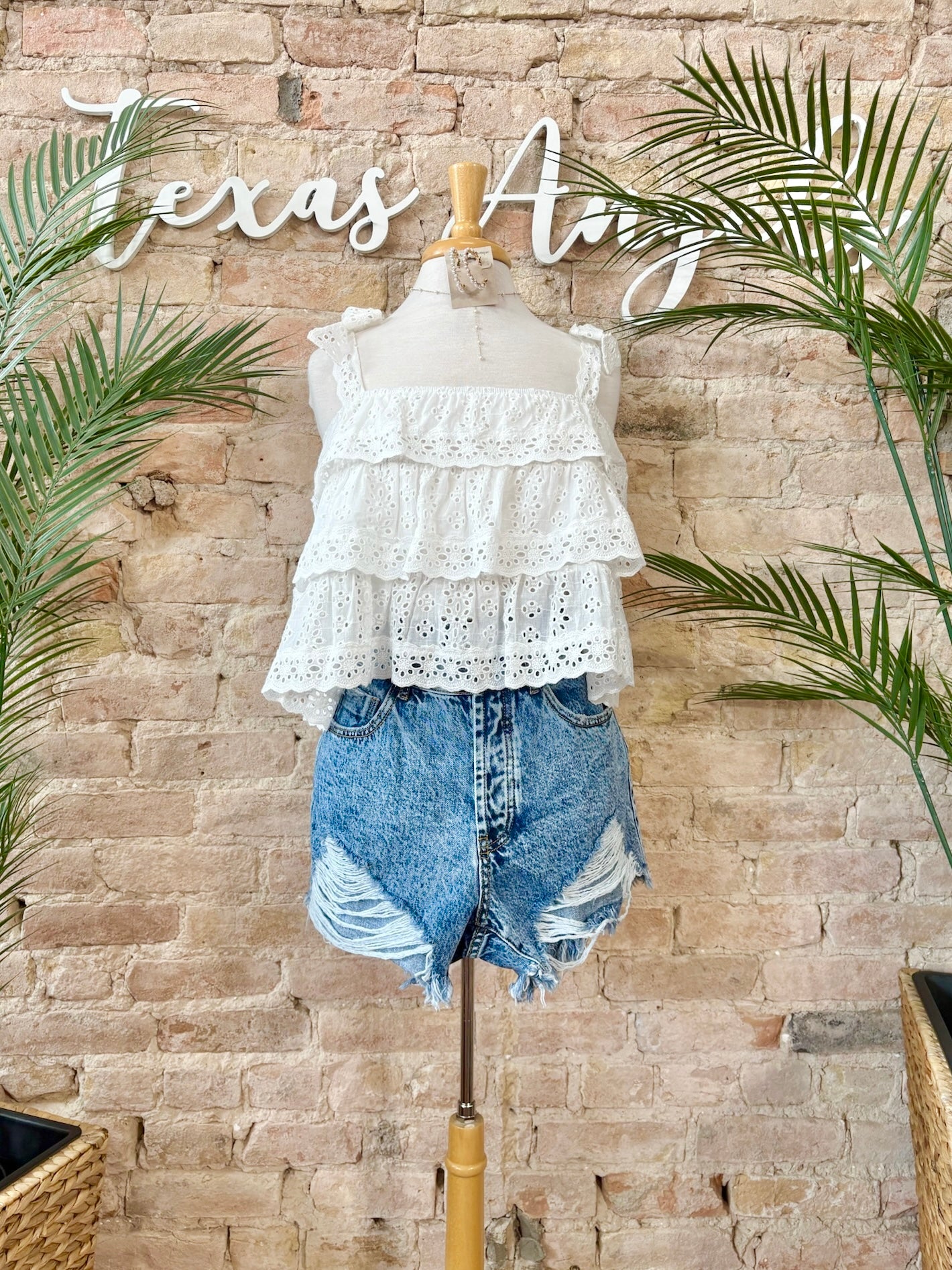 Wave On Wave White Ruffled Lace Top