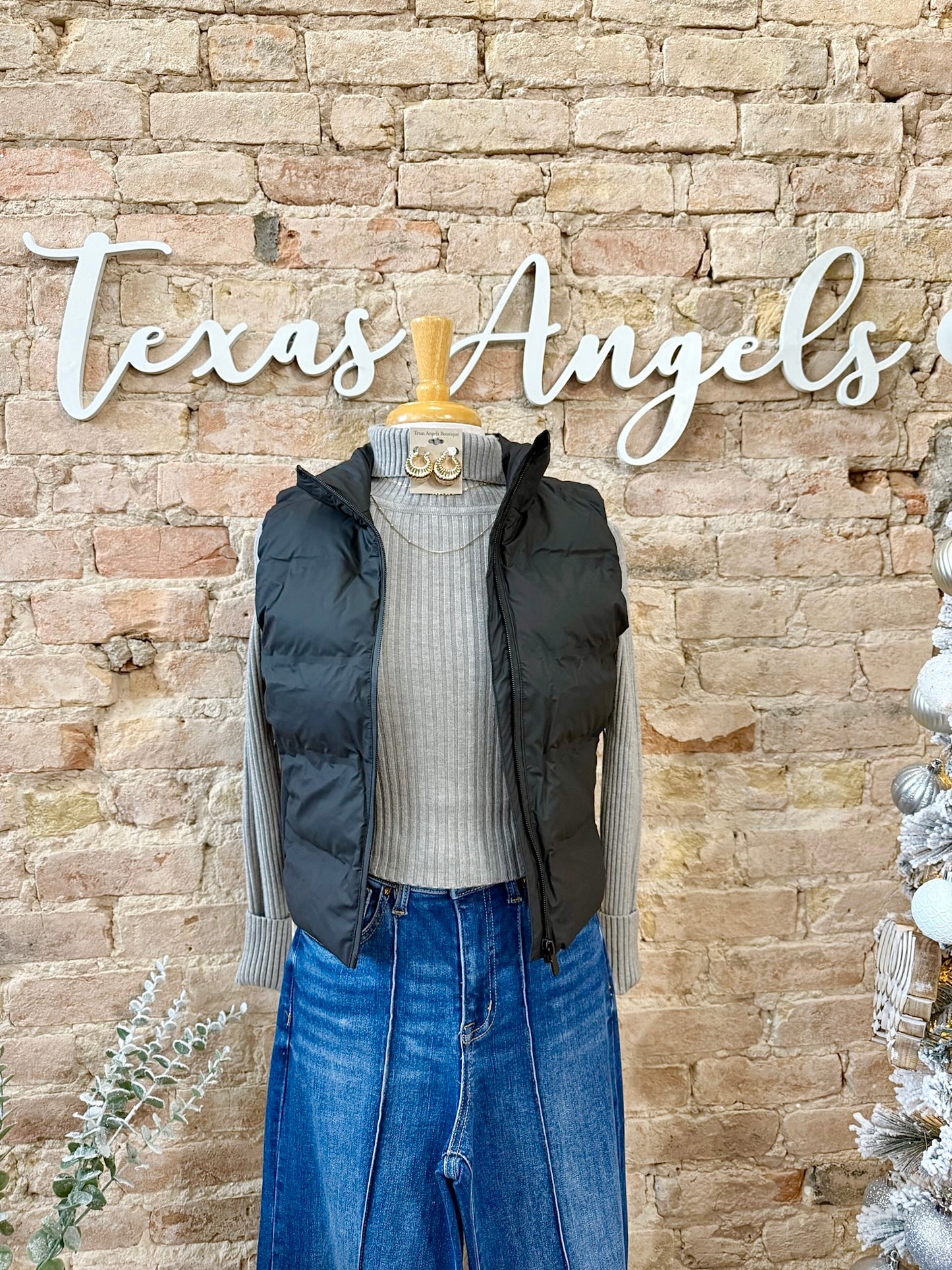 Winter Vacation Black Puffer Vest