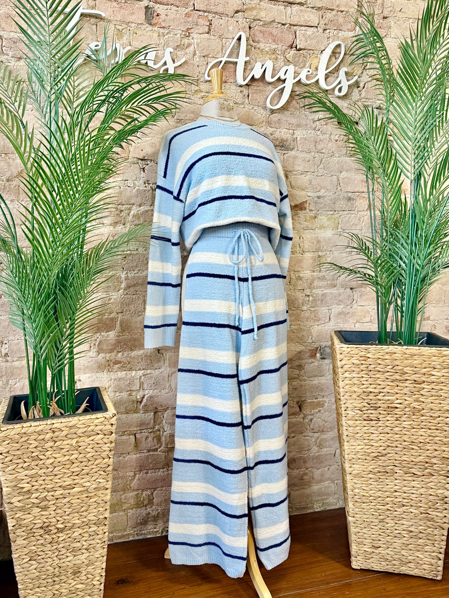 Shoreline Blue Striped Lounge Set