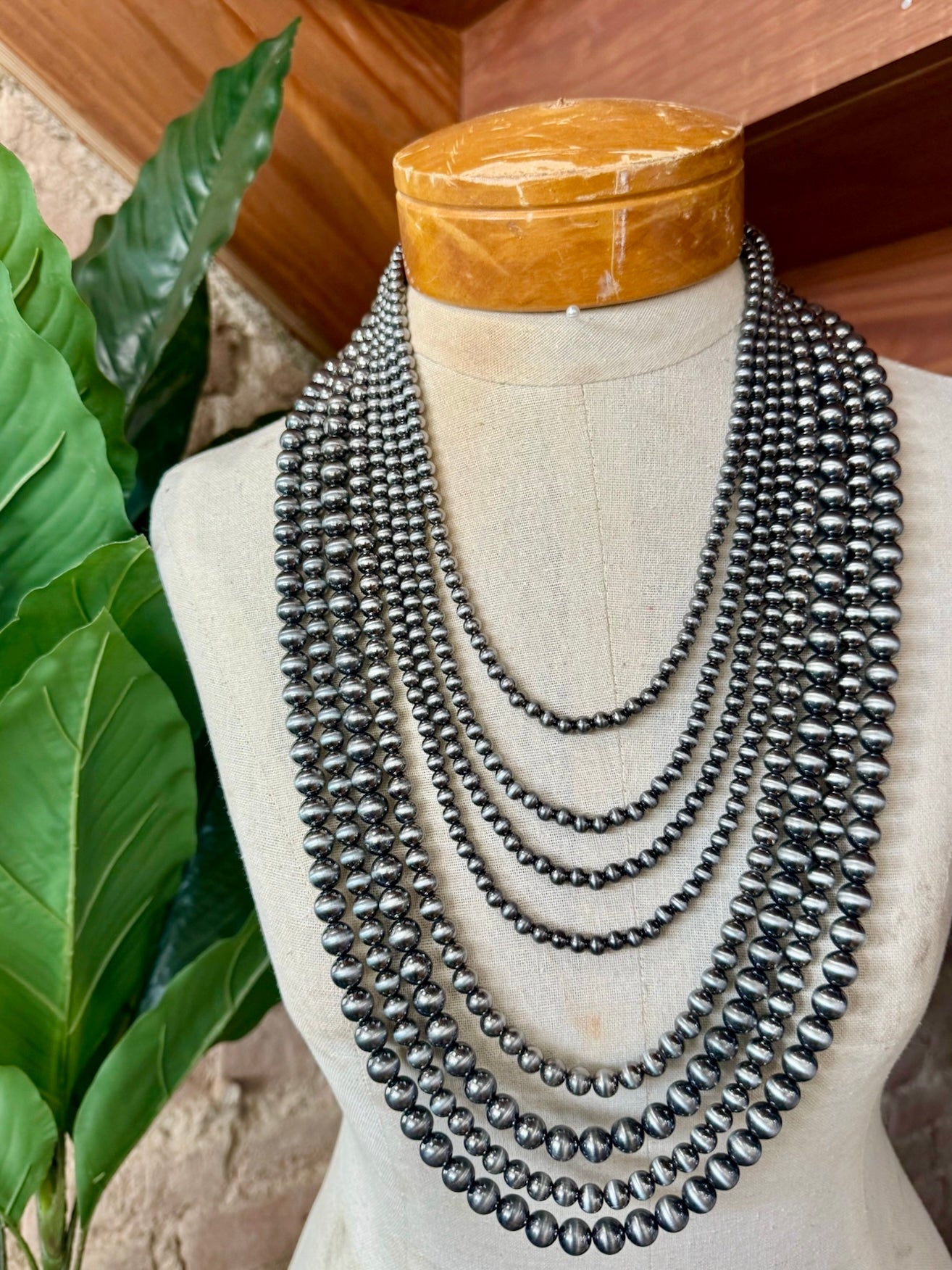 Western 8 Layered Navajo Pearl Necklace