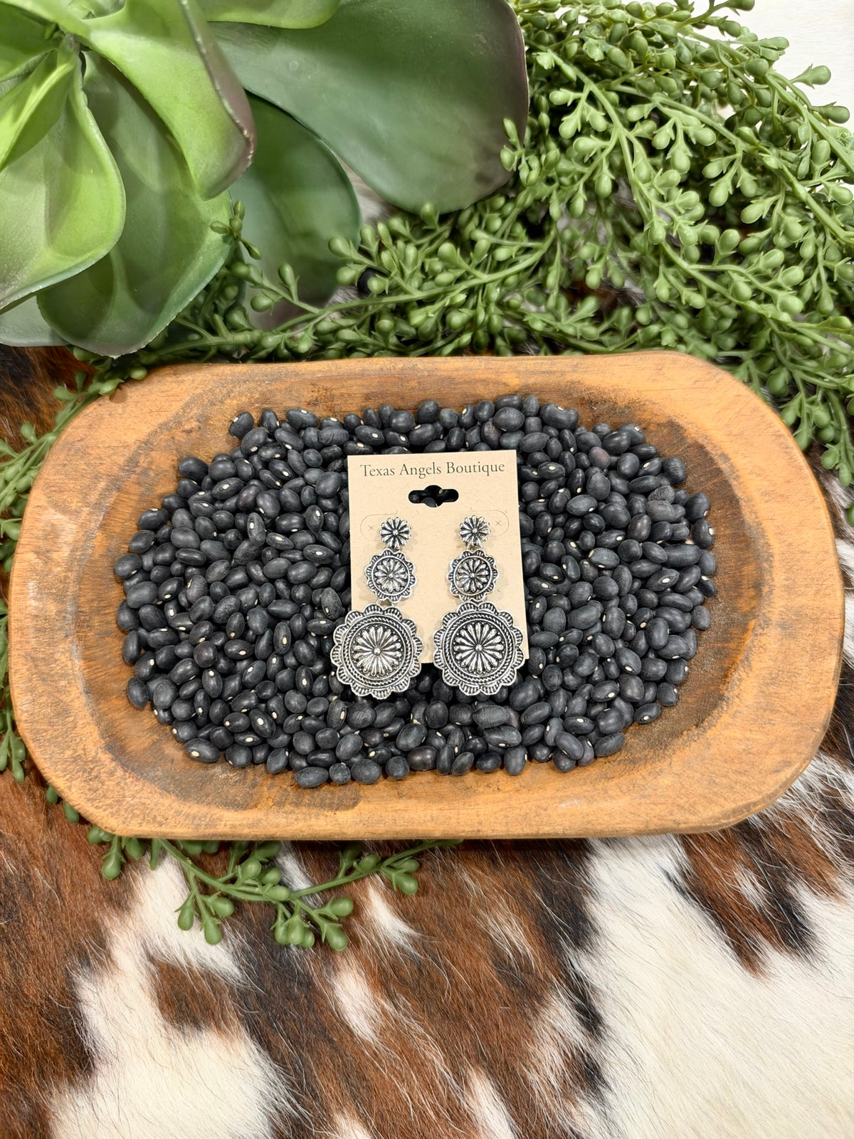 RESTOCK Silver Concho Dangle Earrings