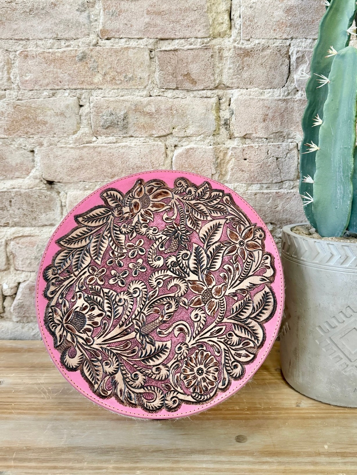 MYRA Circle Tooled Leather Pink Jewelry Box