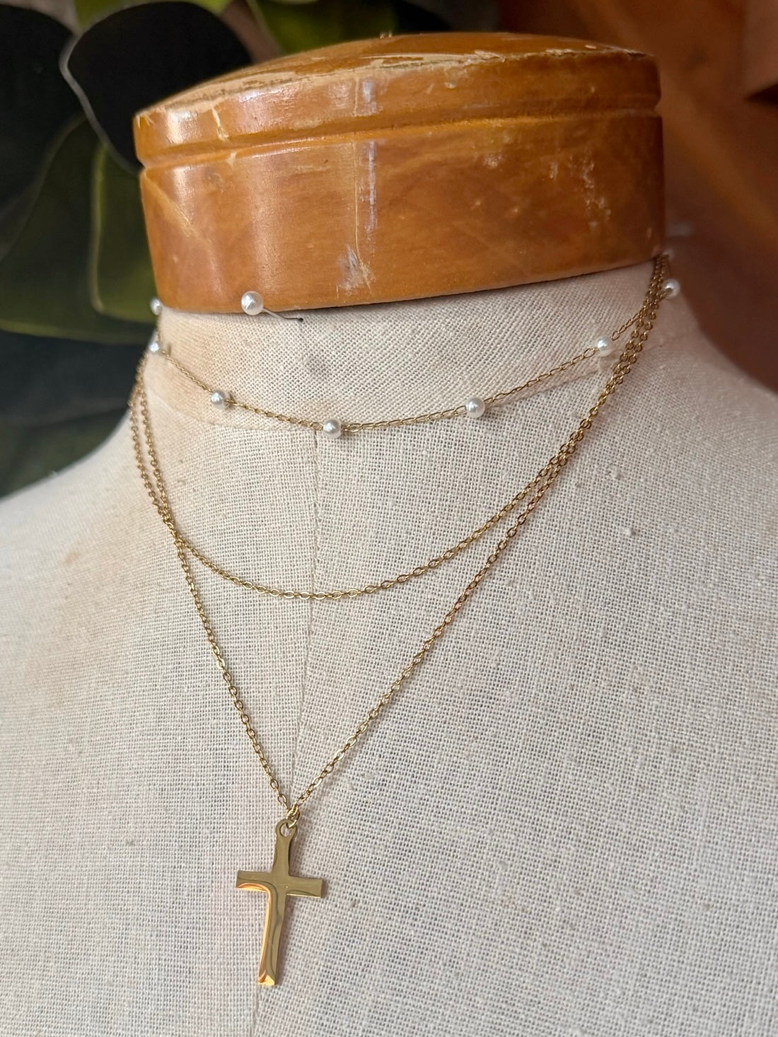 RESTOCK 18K Stainless Steel Gold Layered Cross Necklace