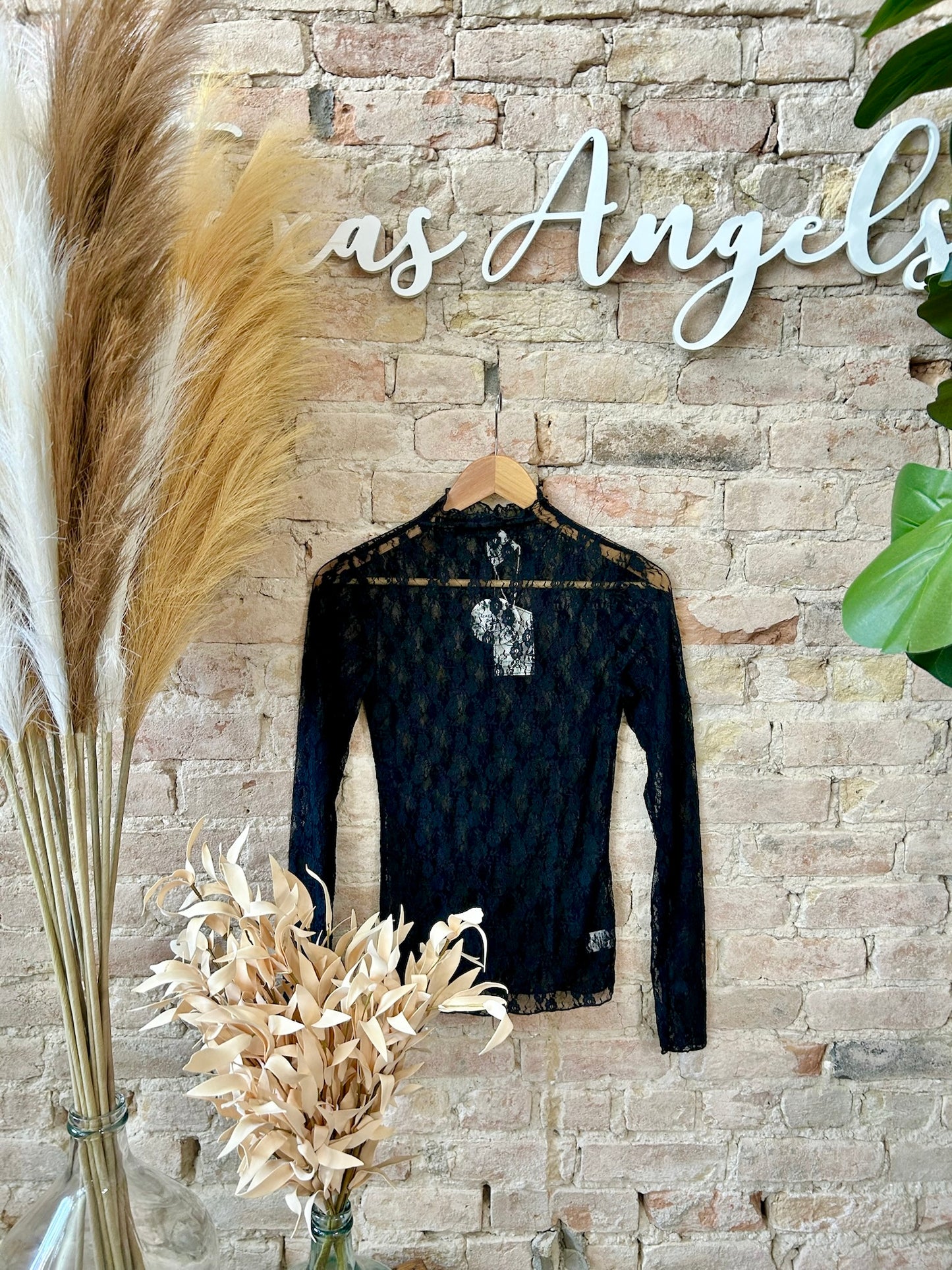 Back In Town Black Lace Top