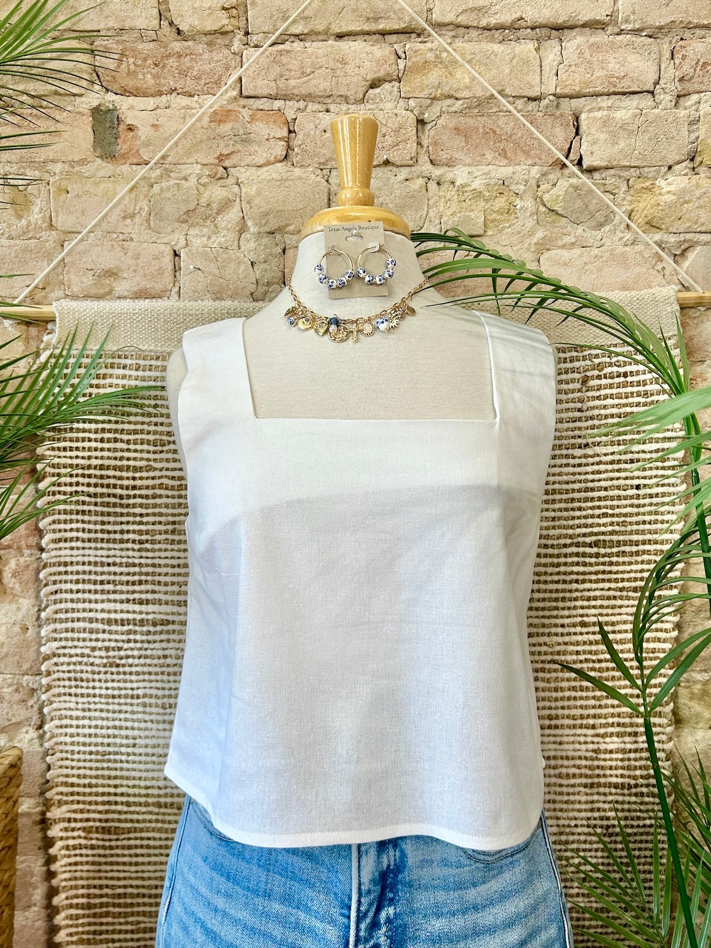 Wake & Lake White Linen Tank