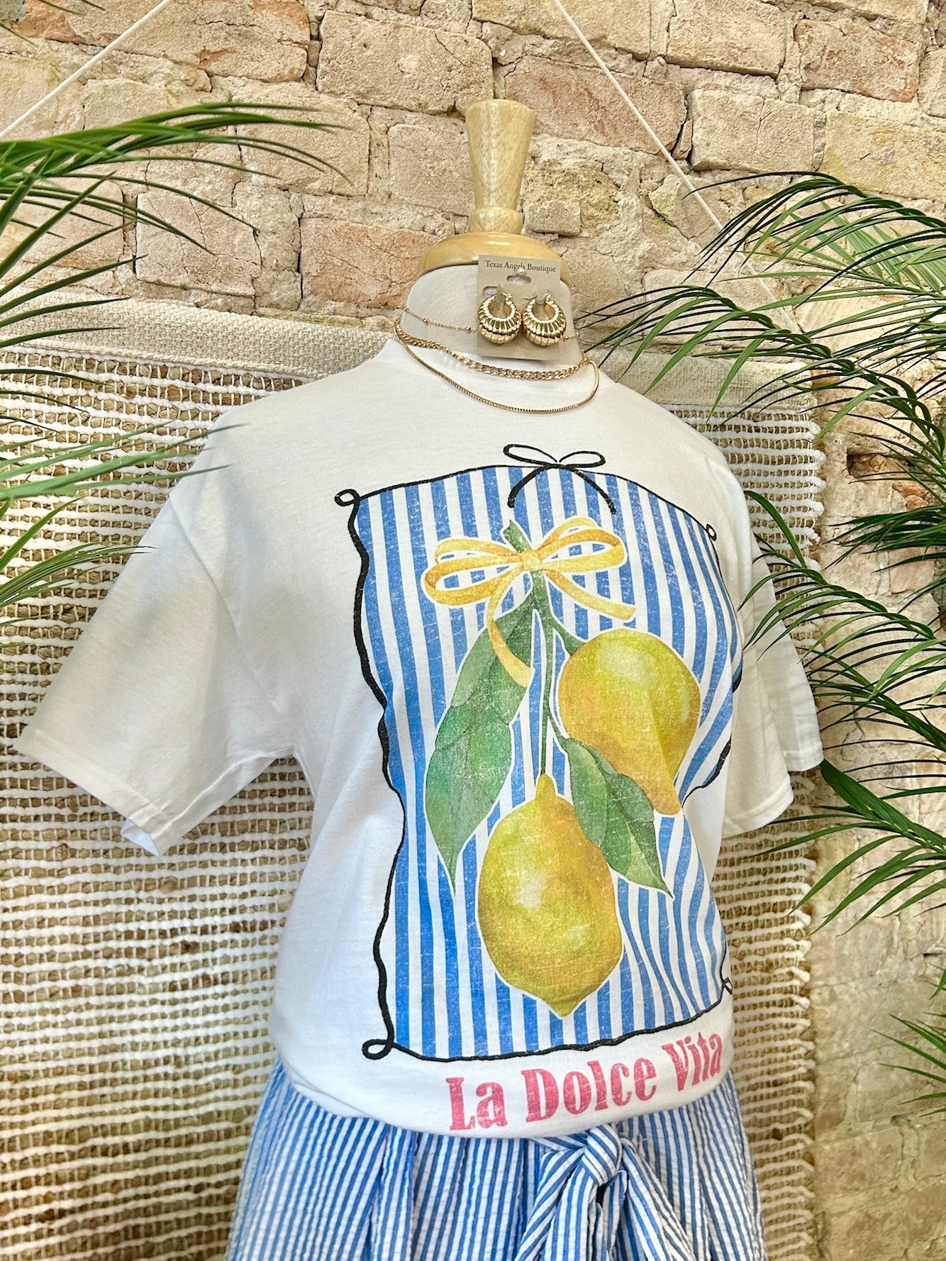 La Dolce Vita Lemon Graphic Tee