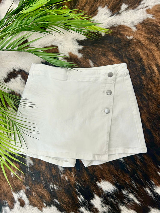 Sandy Shores White Risen Skort