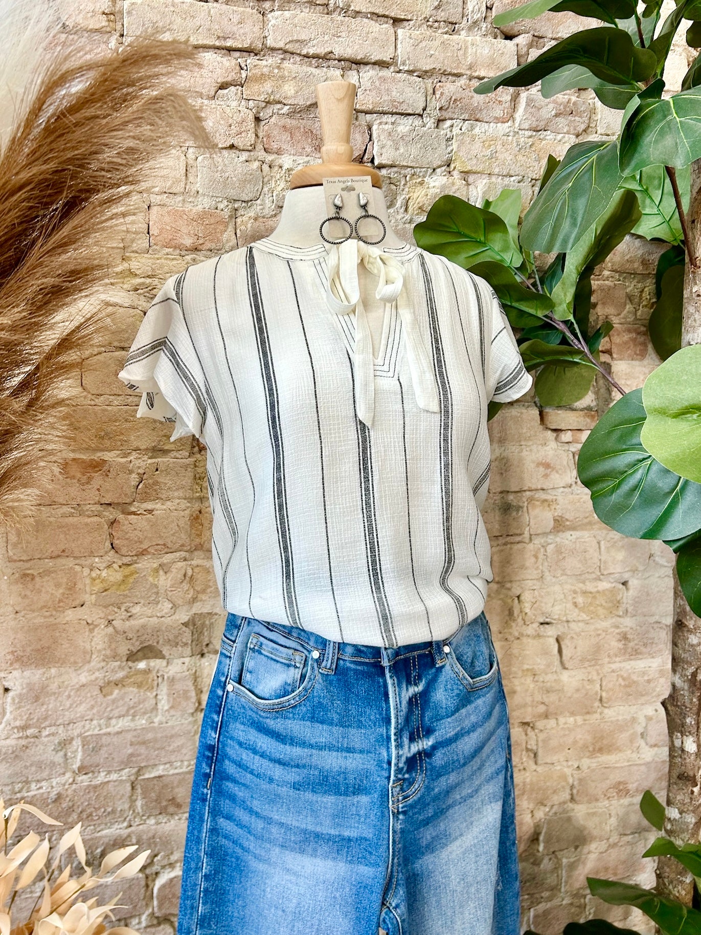 40% Off - Guitars & Cadillacs Grey Striped Top