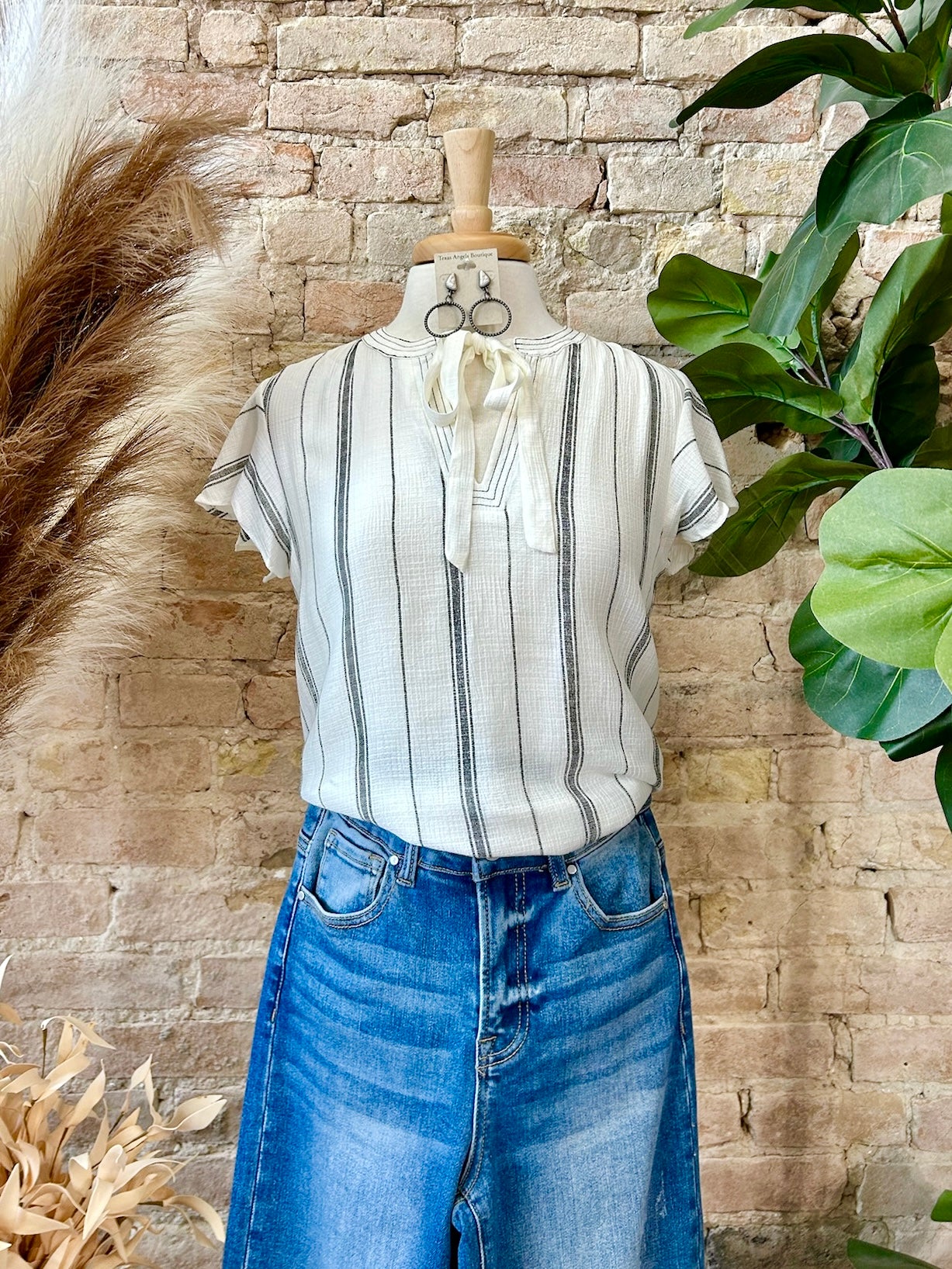 40% Off - Guitars & Cadillacs Grey Striped Top