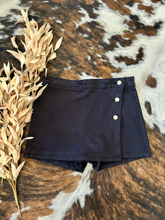 RESTOCK Rising Star Black Risen Skort