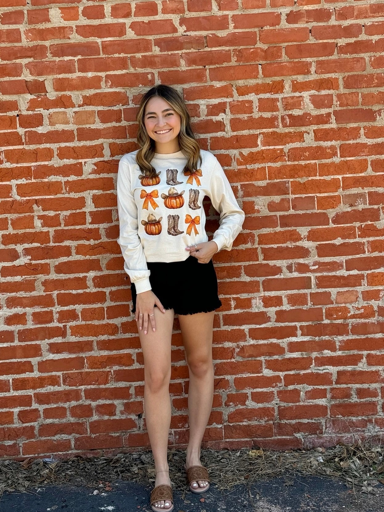 Beige Pumpkin Long Sleeve Graphic Tee