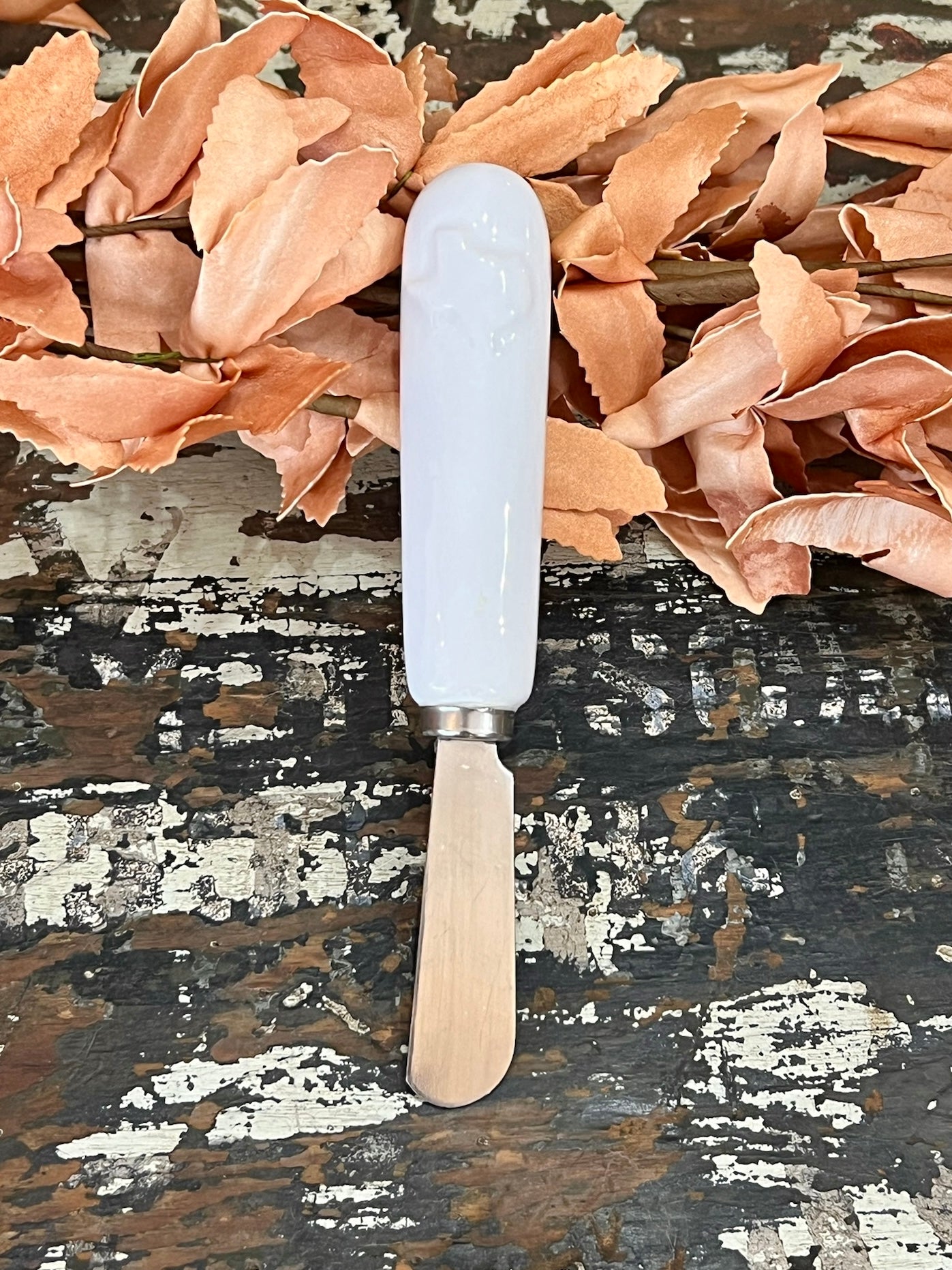 White Texas Spreader