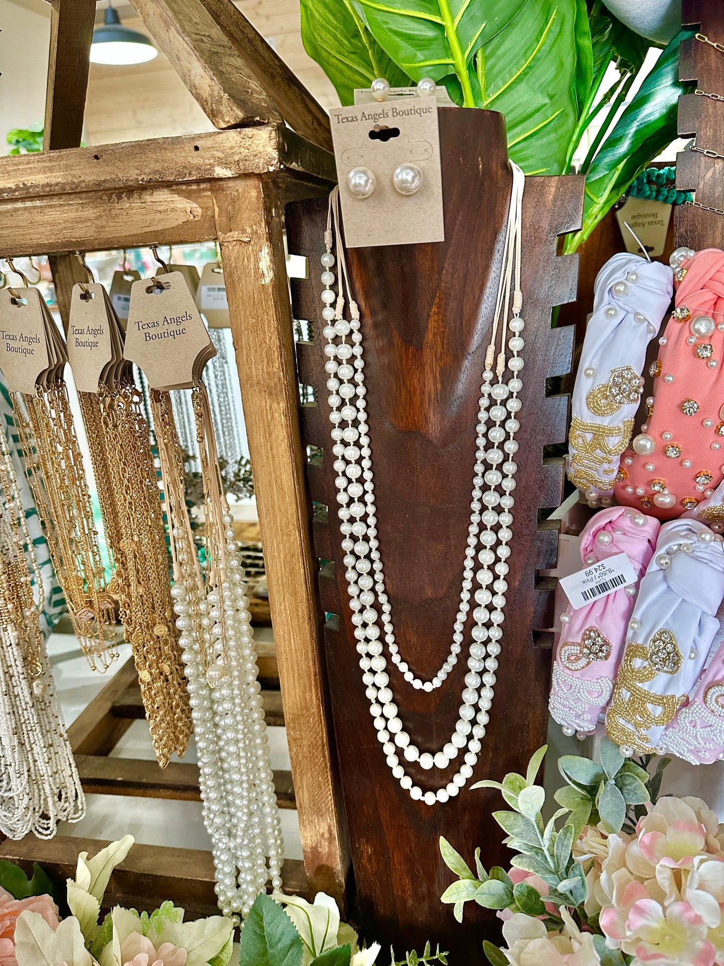 Pearl Earrings & Necklace