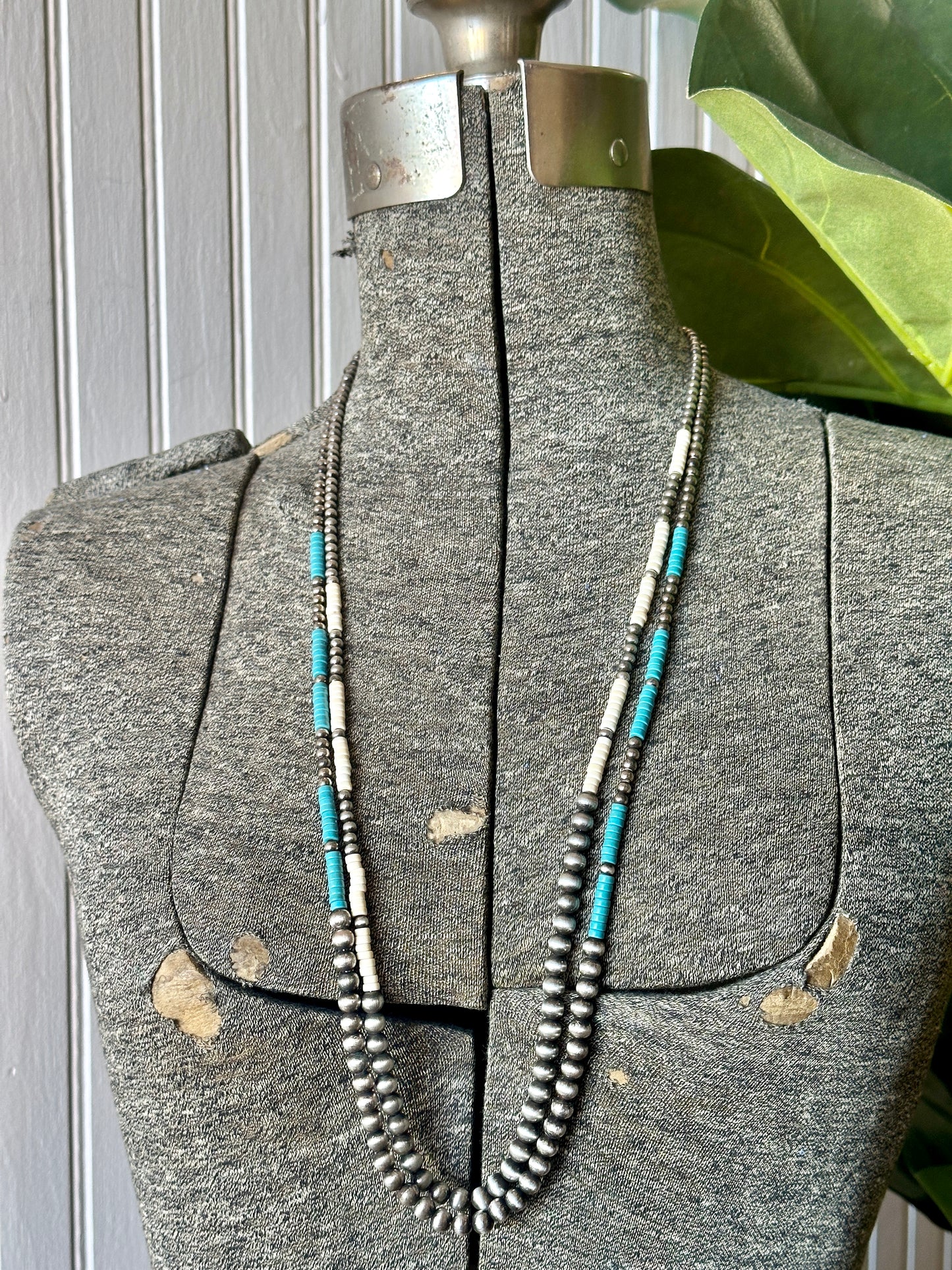 Single Strand Necklaces