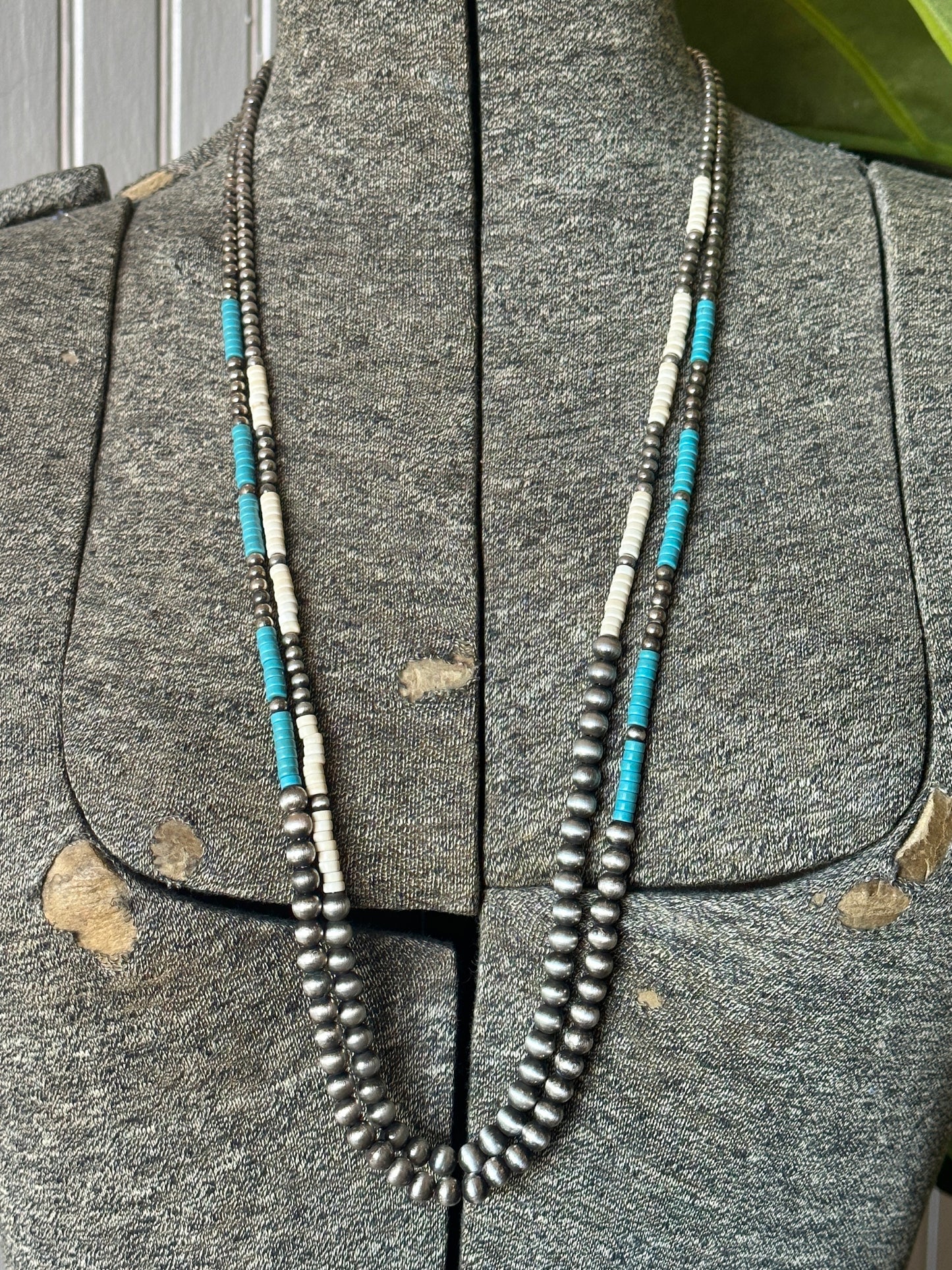 Single Strand Necklaces